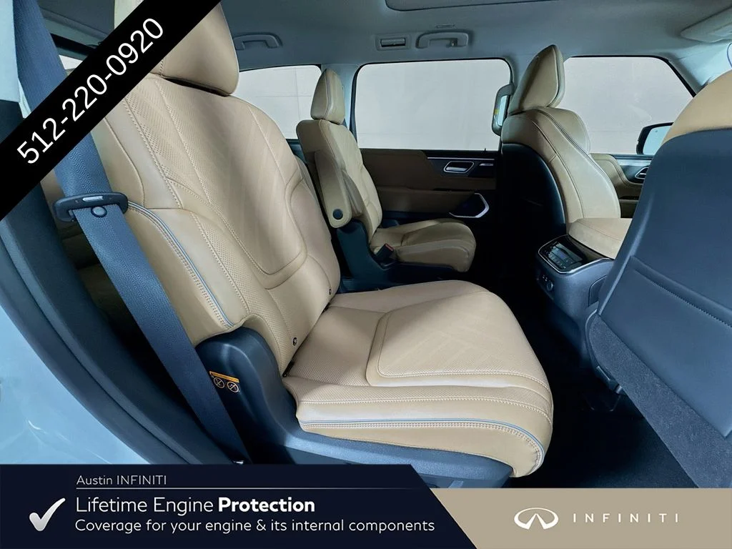 New 2027 White INFINITI LUXE image 38