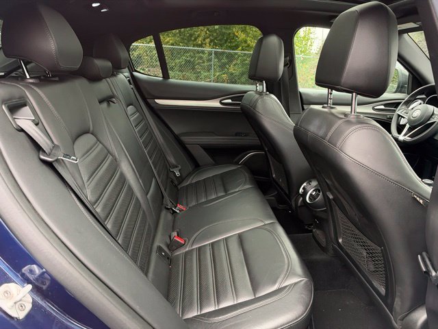 Used 2019 Montecarlo Blue Metallic Alfa Romeo Ti Sport image 10