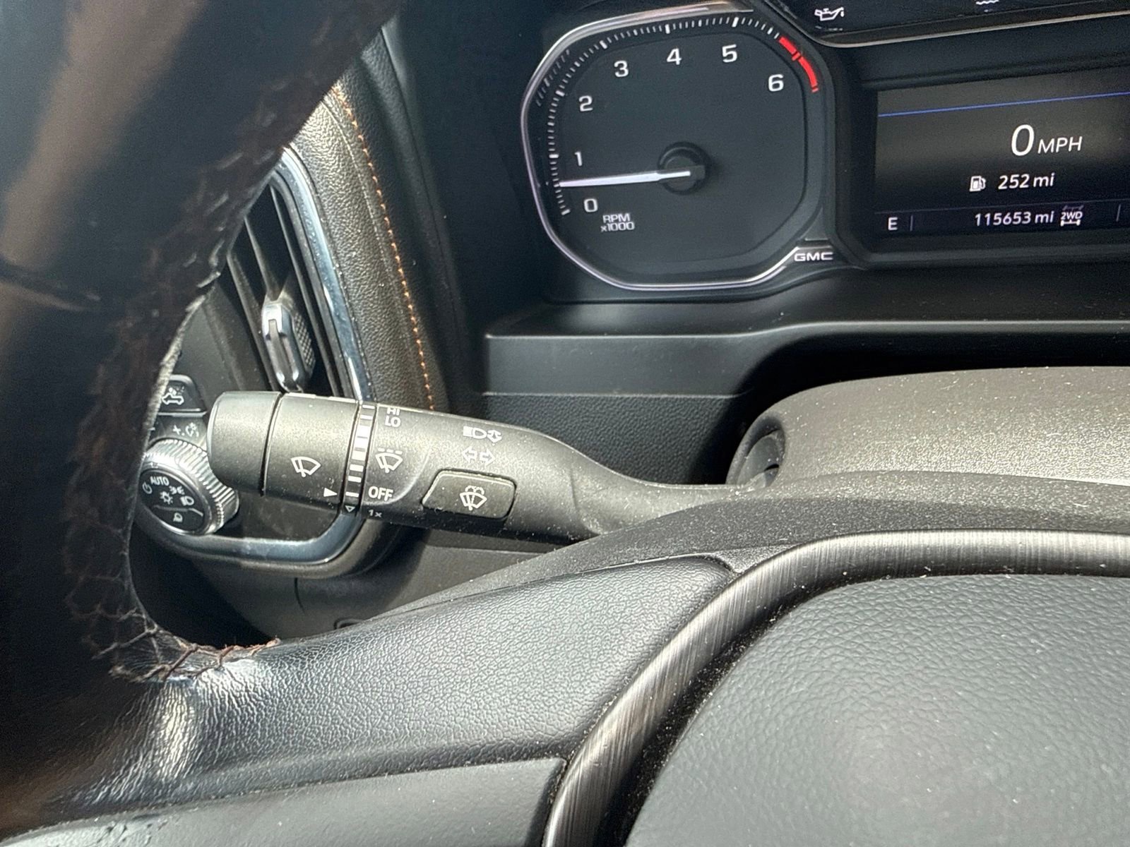 Used 2021 Summit White GMC AT4 with Trailering Package image 33