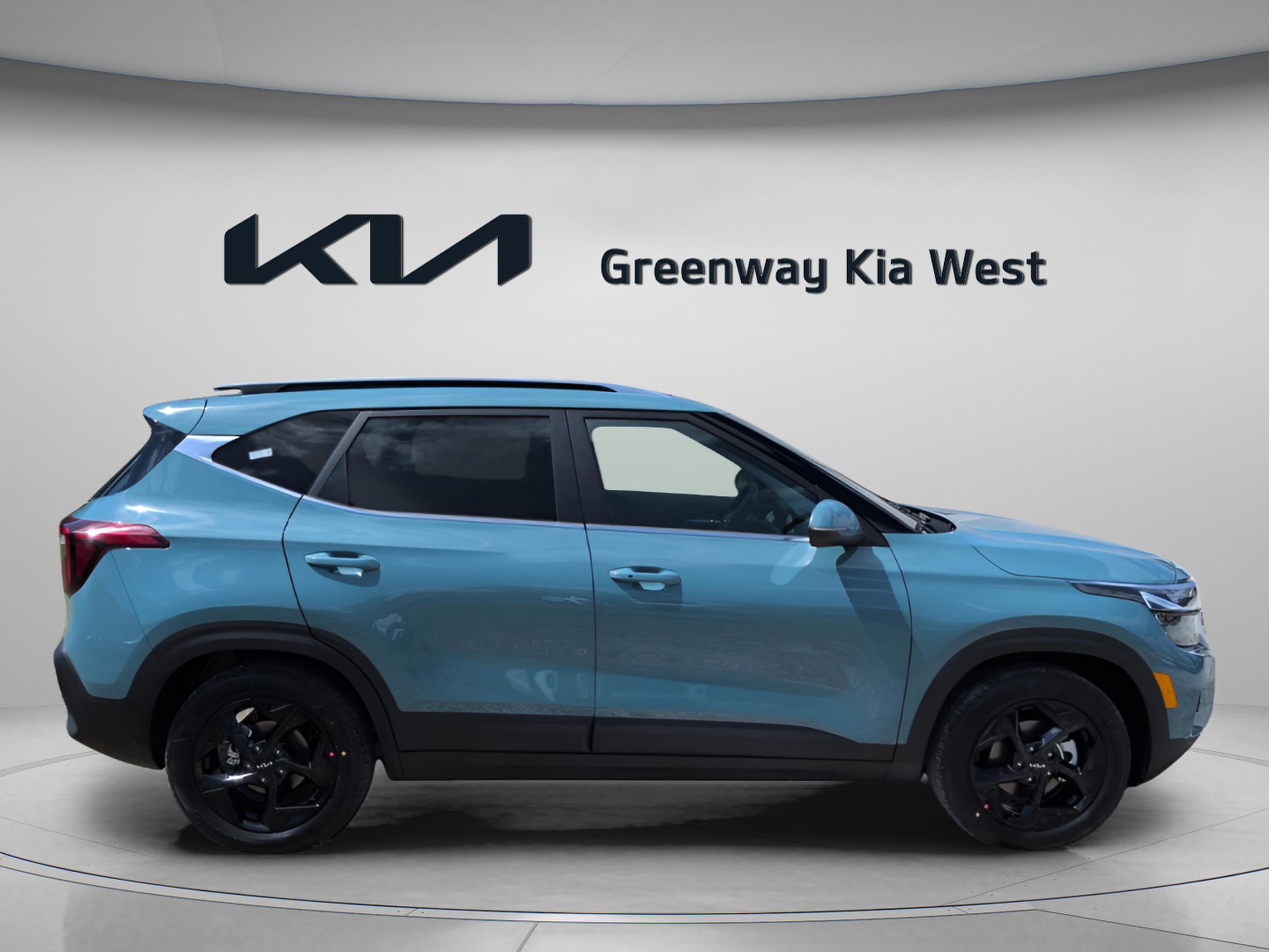 New 2026 Pluton Blue Kia EX image 9