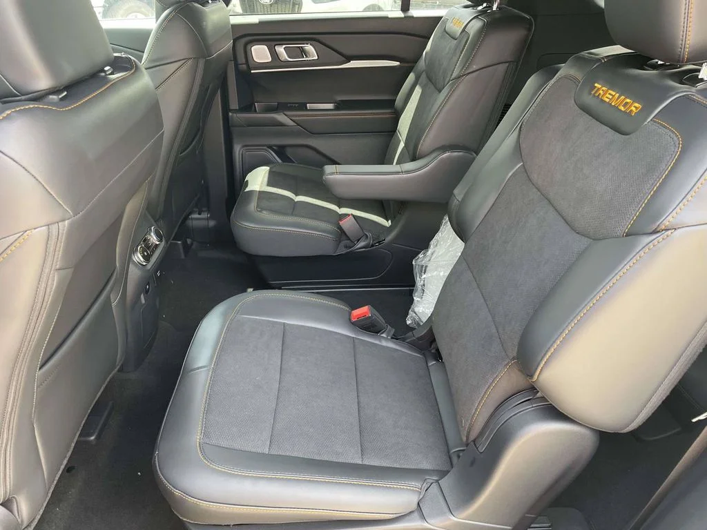 New 2026 Star White Metallic Tri-Coat Ford Tremor® image 12
