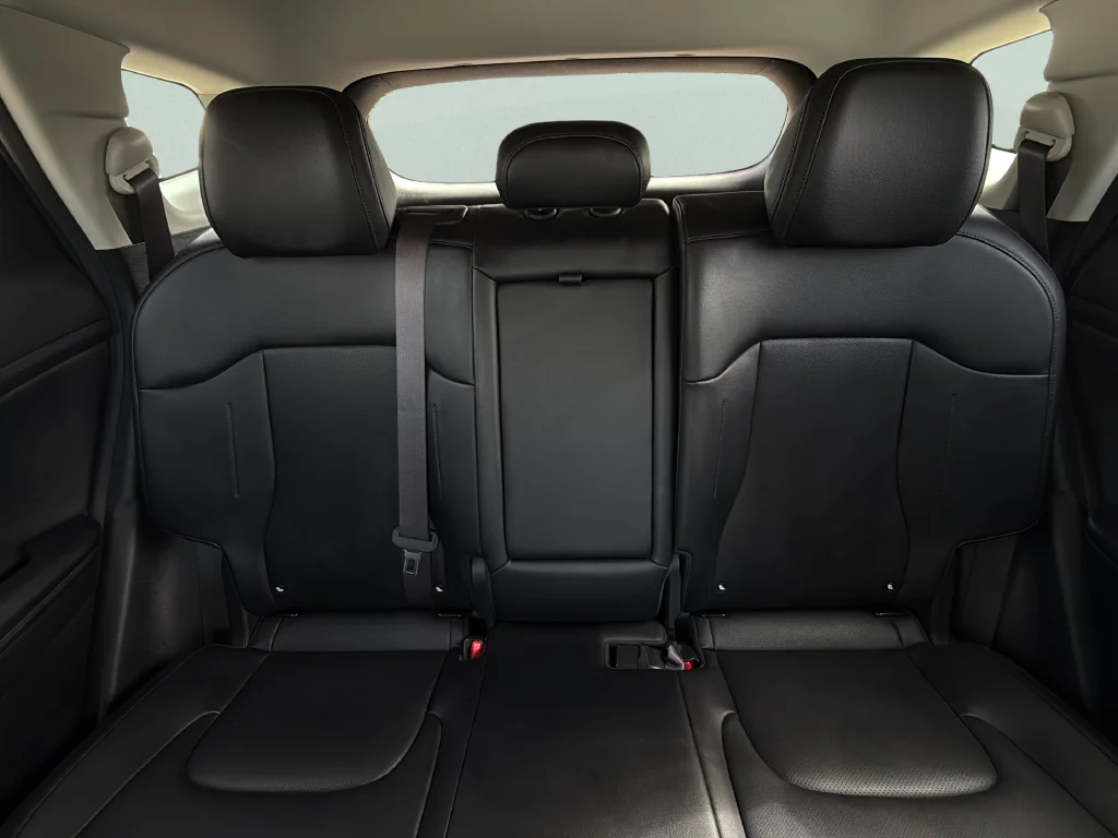 Used 2023 Gravity Gray Kia EX image 31