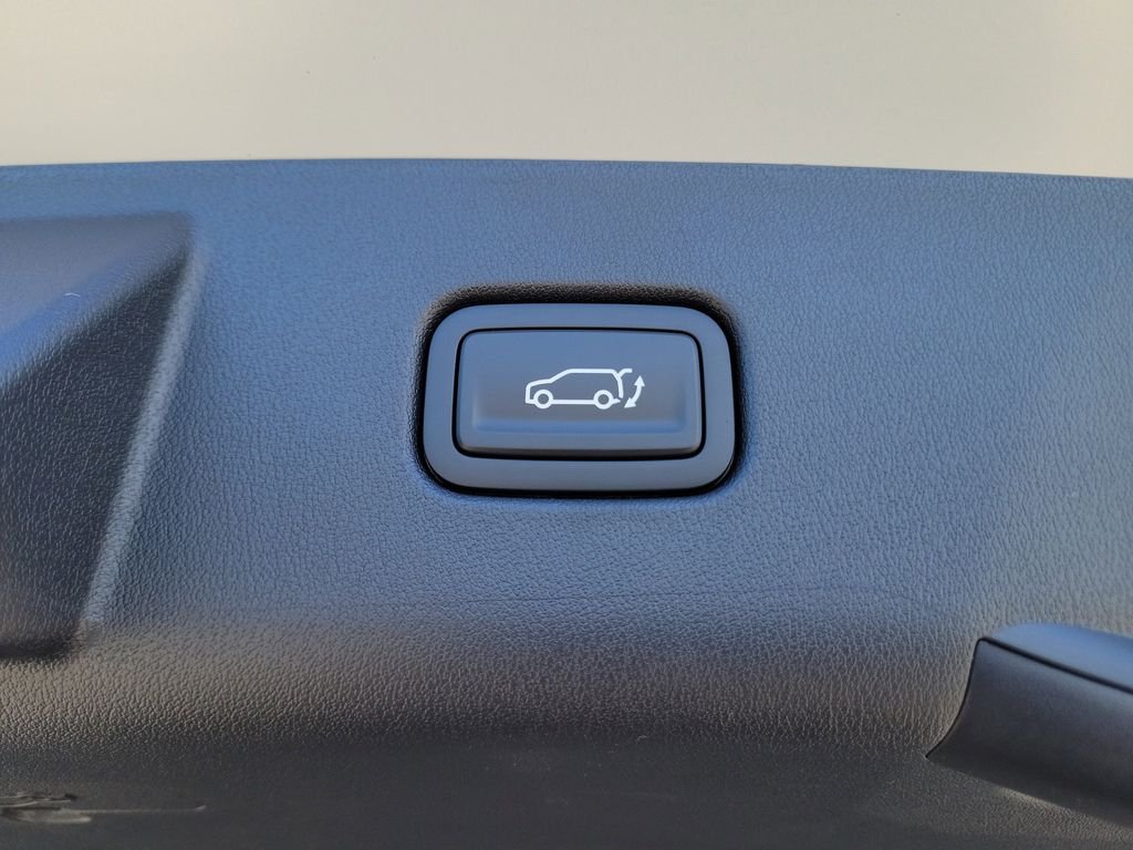 New 2027 Silver Kia EX image 15