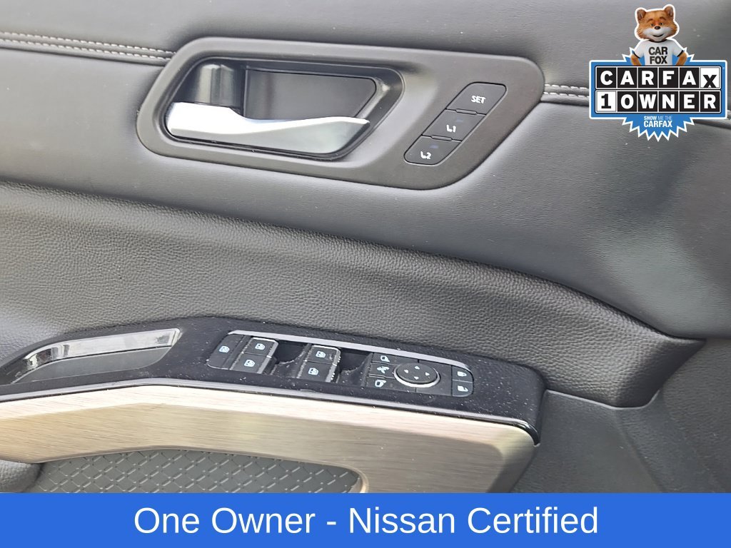 Used 2024 White Nissan Platinum image 21