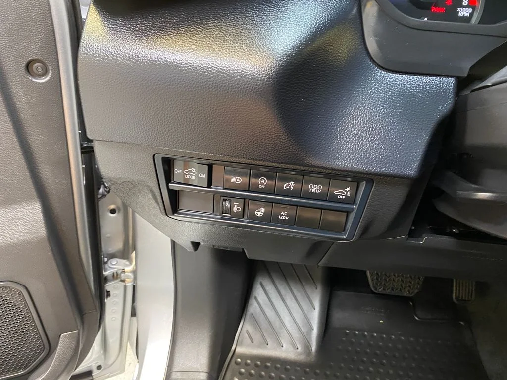 Used 2025 Silver Toyota SR5 image 35