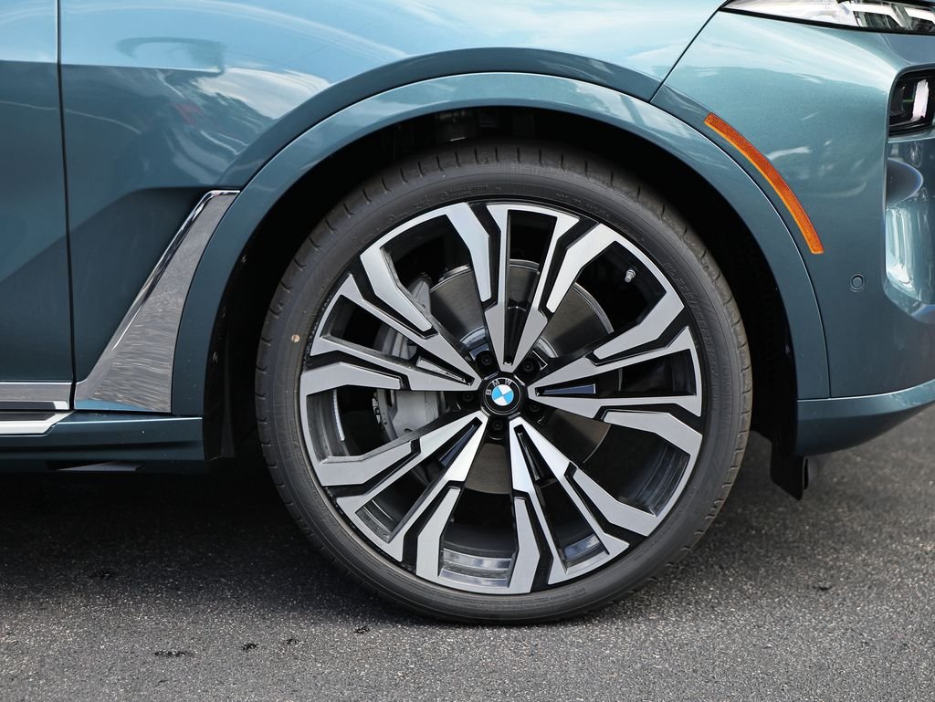 New 2027 Blue Ridge Mountain Metallic BMW xDrive40i image 5