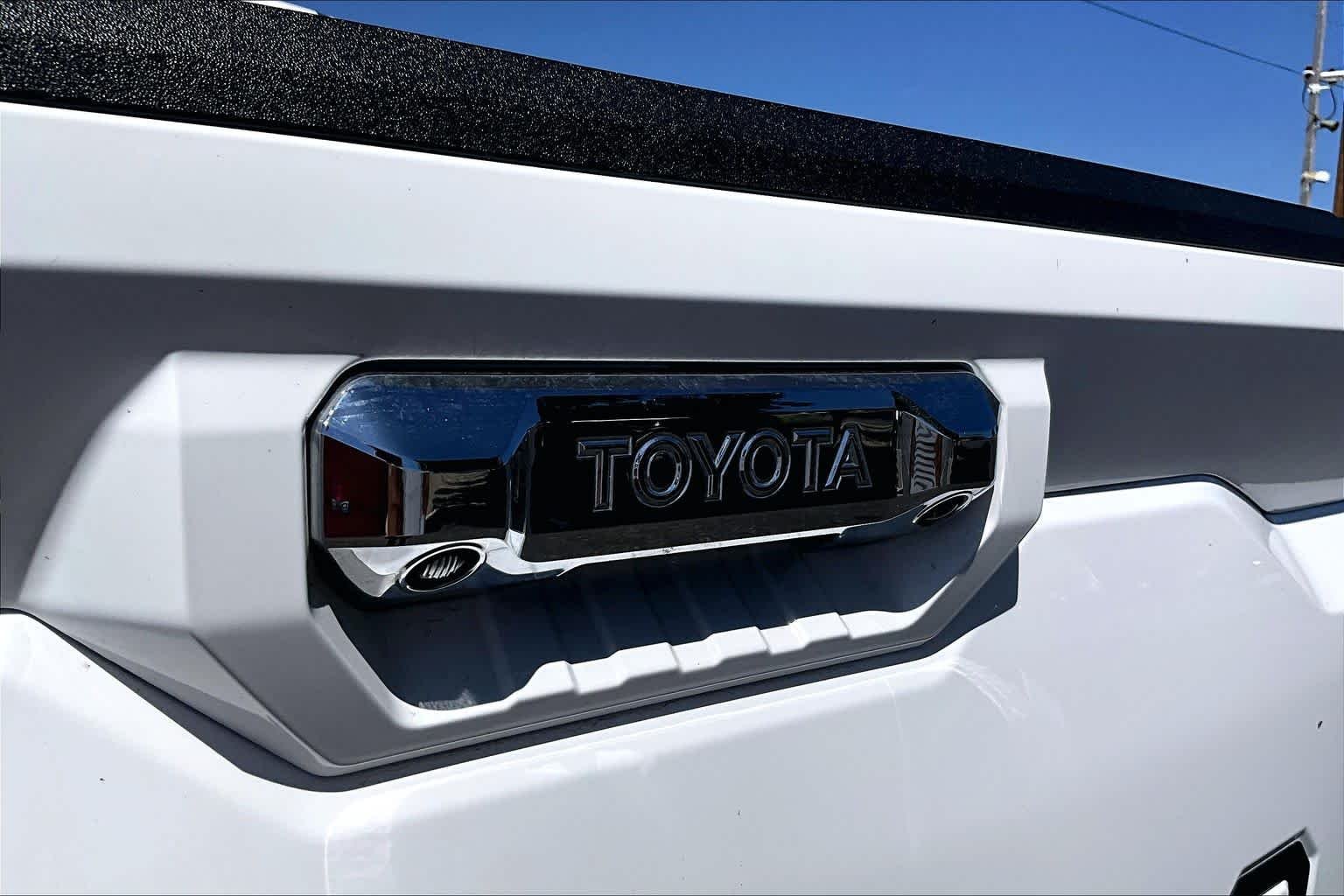 Used 2024 Ice Cap Toyota Limited image 29