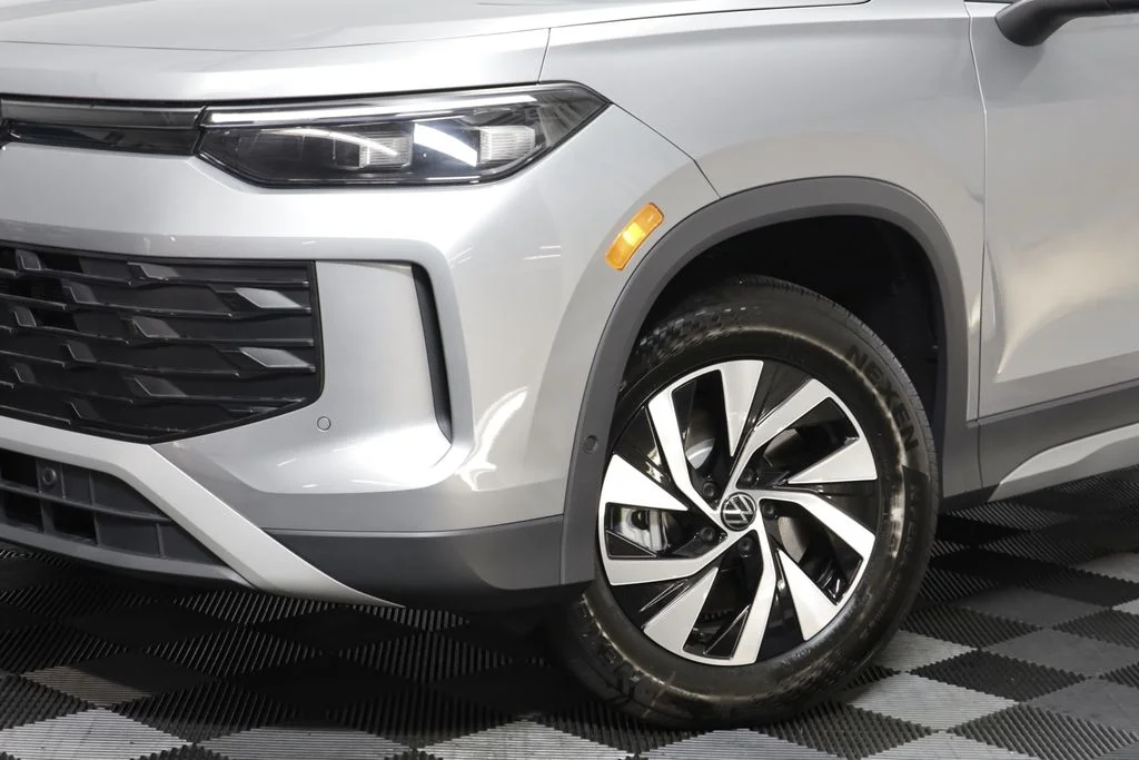New 2026 Silver Volkswagen 2.0T S image 4