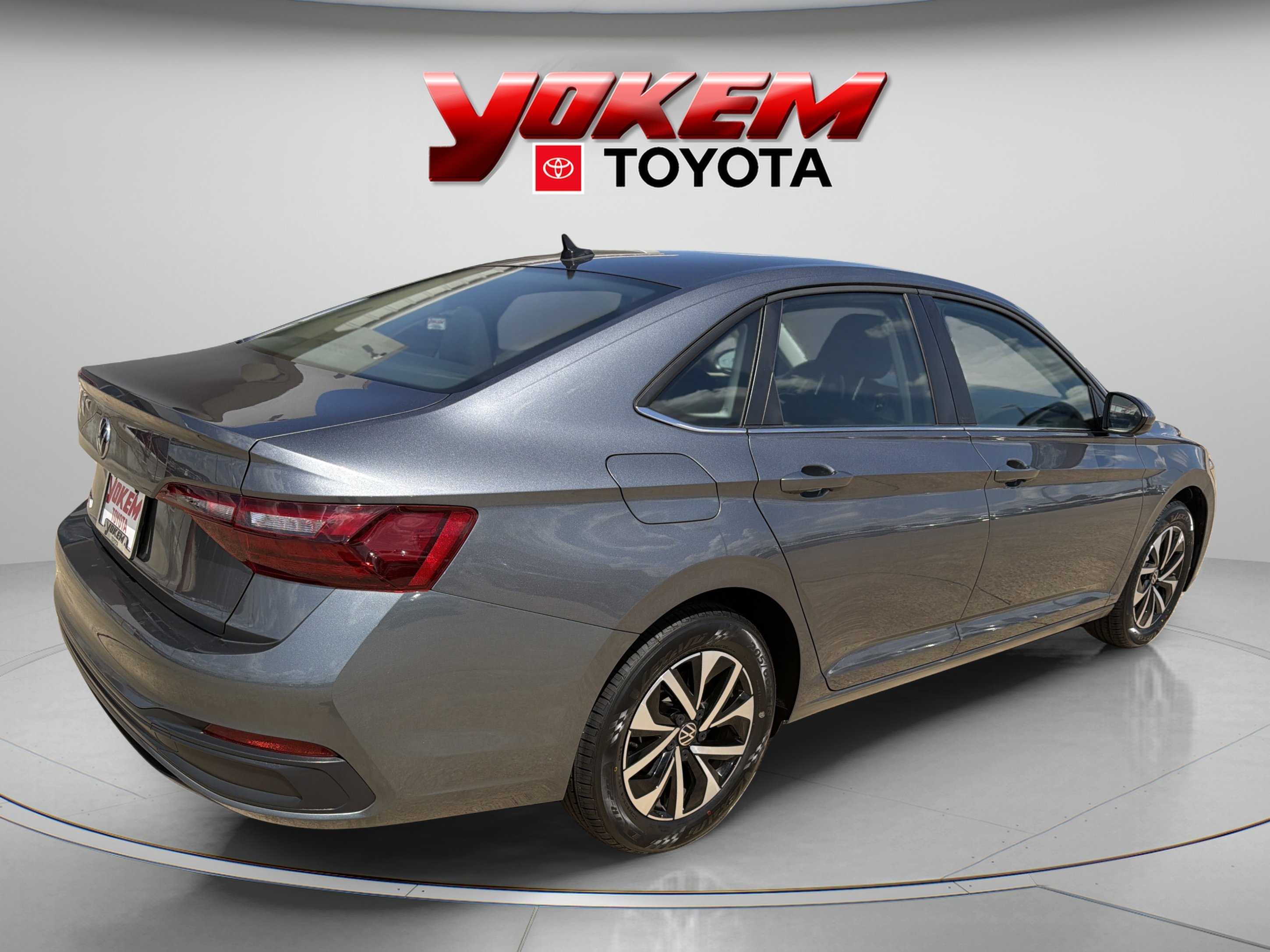Used 2024 Gray Volkswagen S image 8
