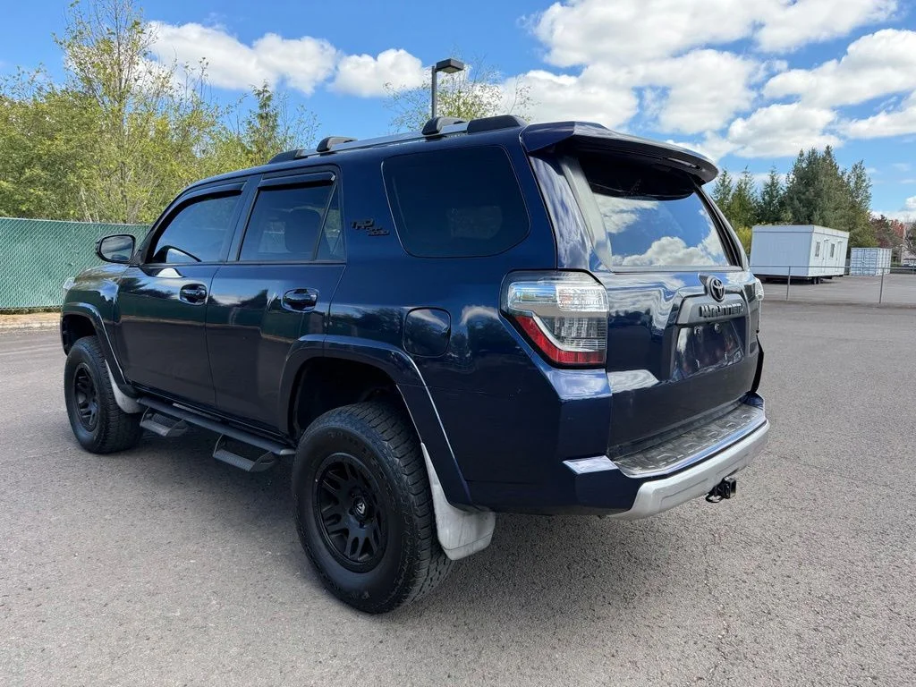 Used 2017 Nautical Blue Metallic Toyota TRD Off-Road Premium image 5