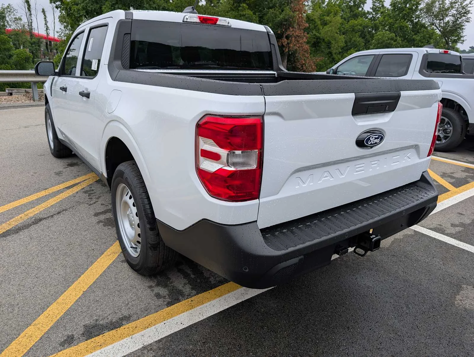 New 2026 Oxford White Ford XL image 9
