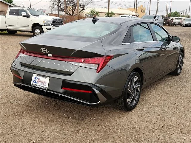 Used 2025 Gray Hyundai Limited (IVT) image 4