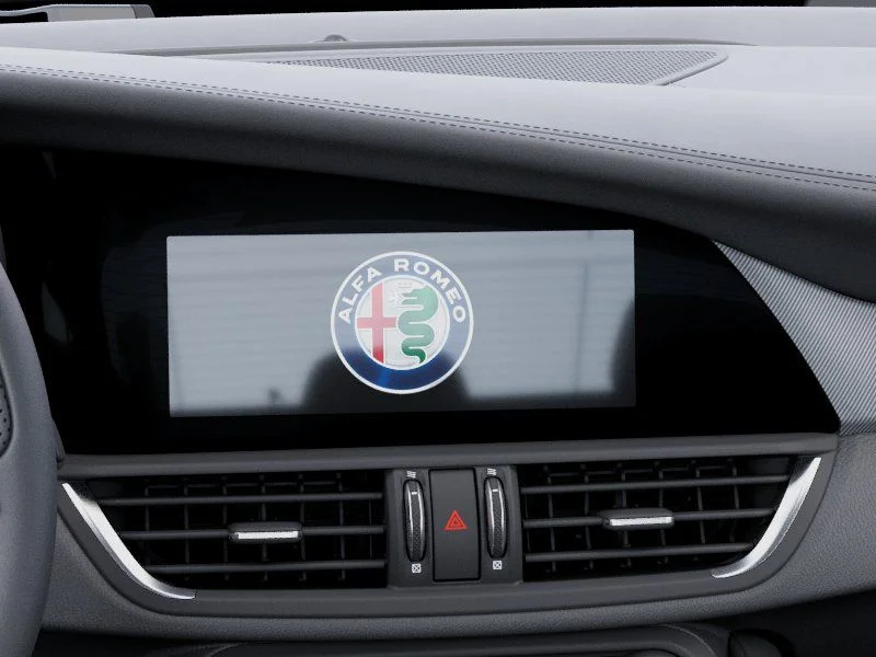 New 2025 Alfa Rosso (Red) Exterior Paint Alfa Romeo Base image 19