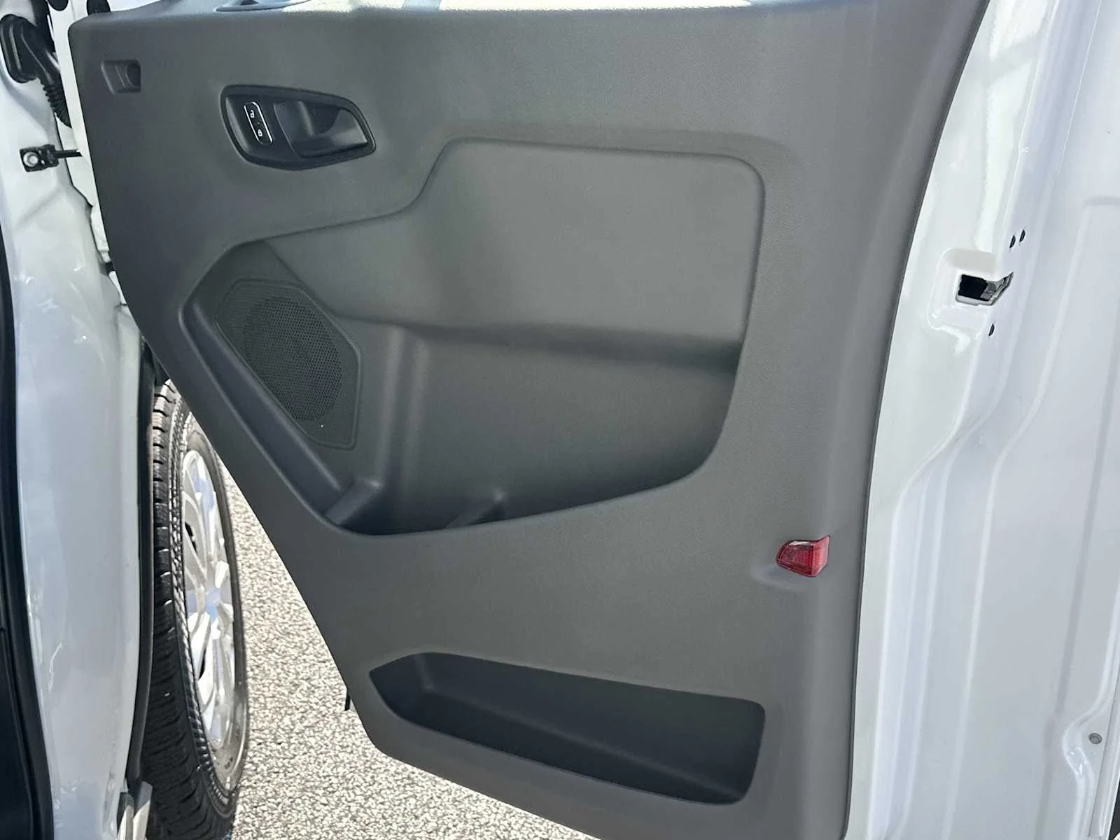 2025 Ford Transit Cutaway Base - Photo 21