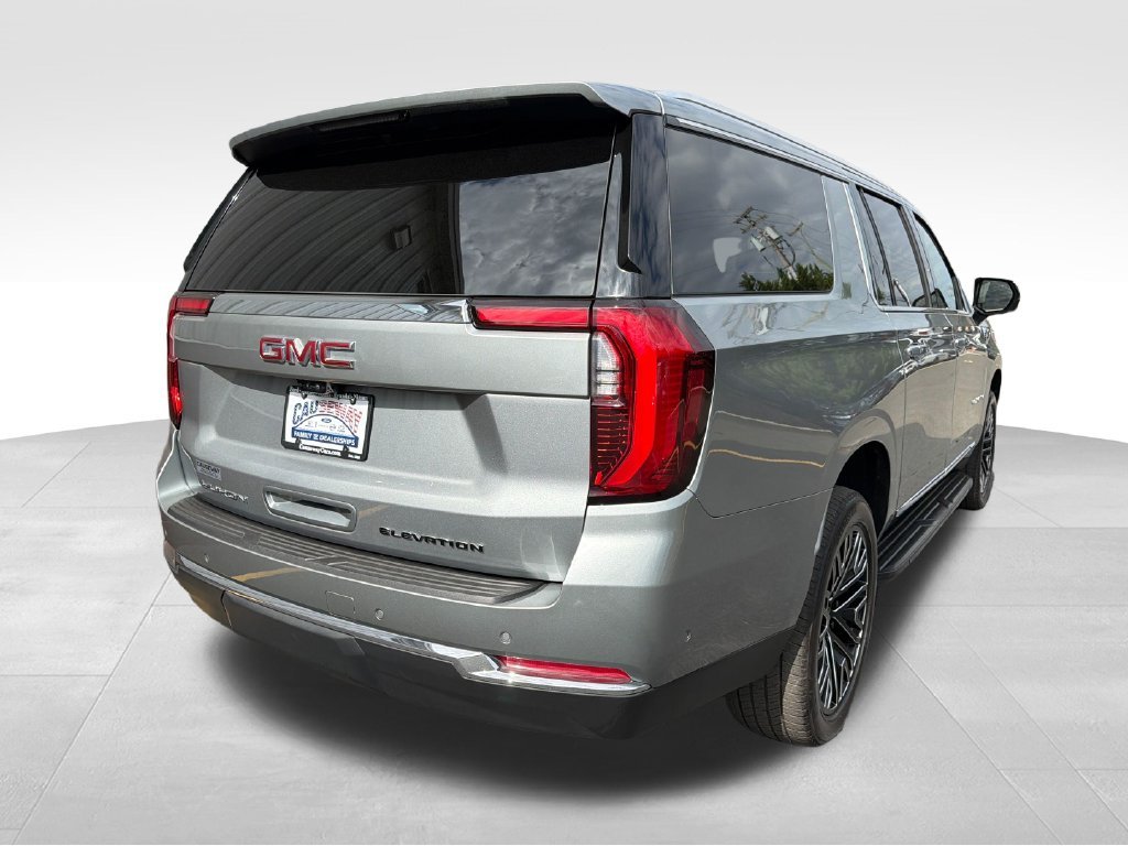 Used 2025 Sterling Metallic GMC Elevation image 7