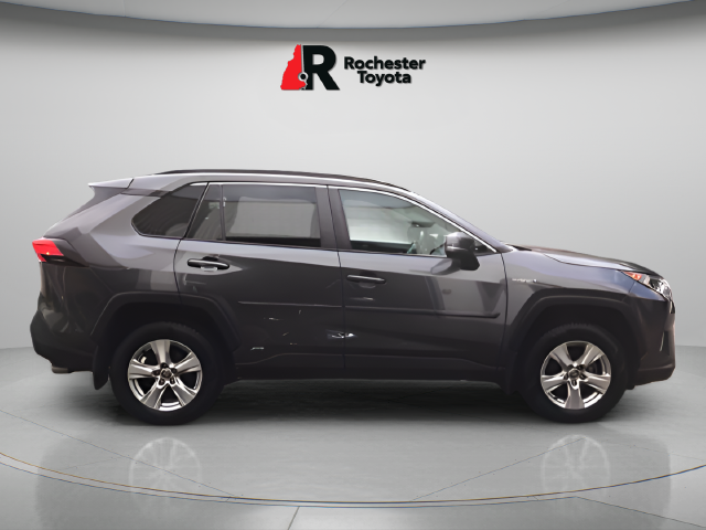 Used 2021 Gray Toyota XLE image 8