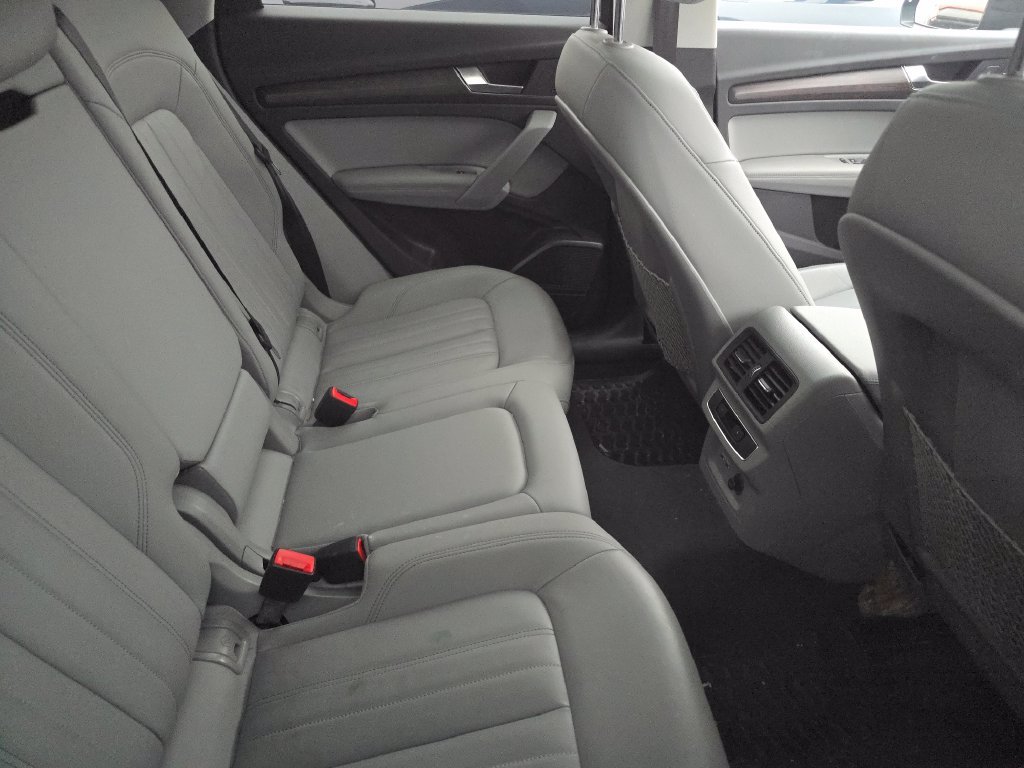 Used 2022  Audi 45 S line Premium image 12