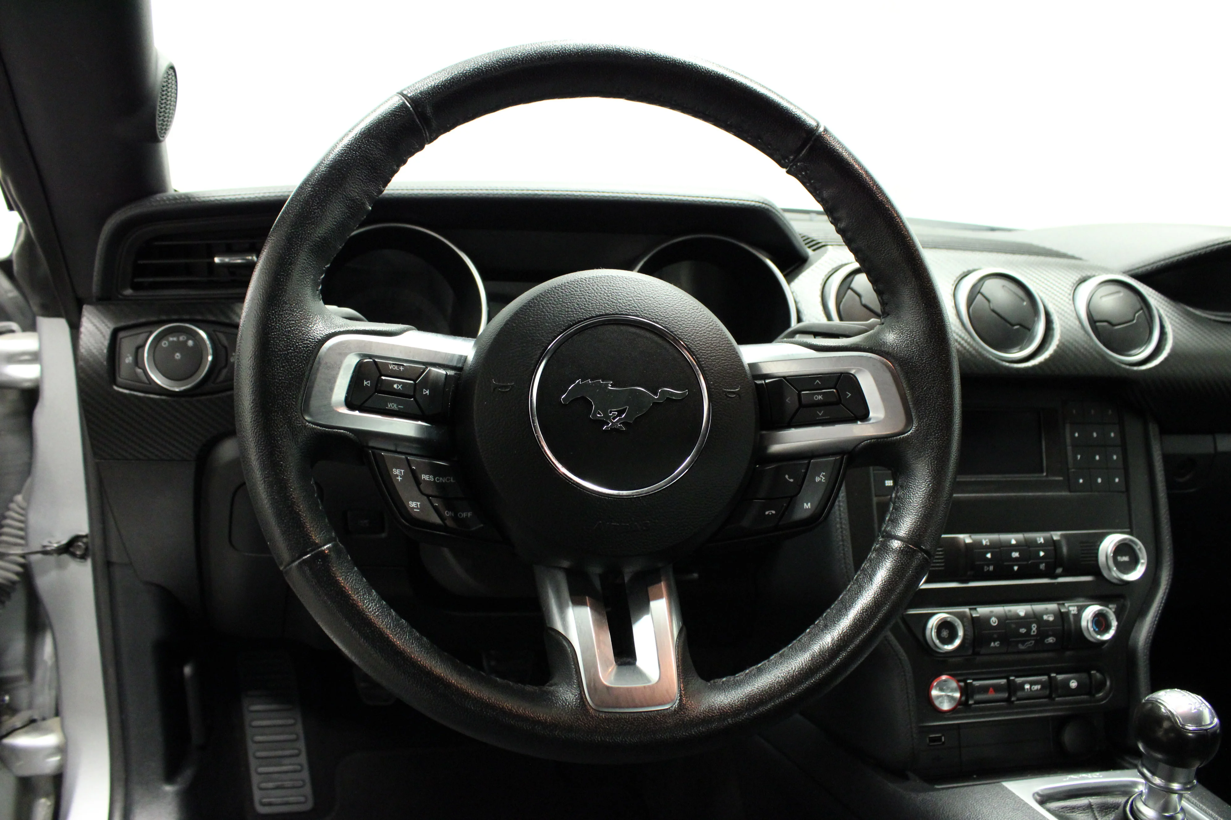 2022 Ford Mustang EcoBoost - Photo 19