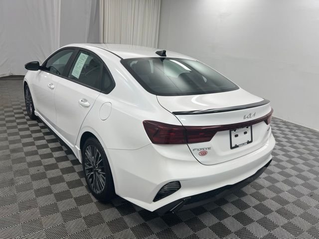 Used 2024 Snow White Pearl Kia GT-Line image 6