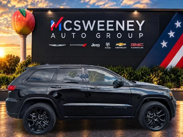 Used 2021 Black Jeep Laredo X image 6