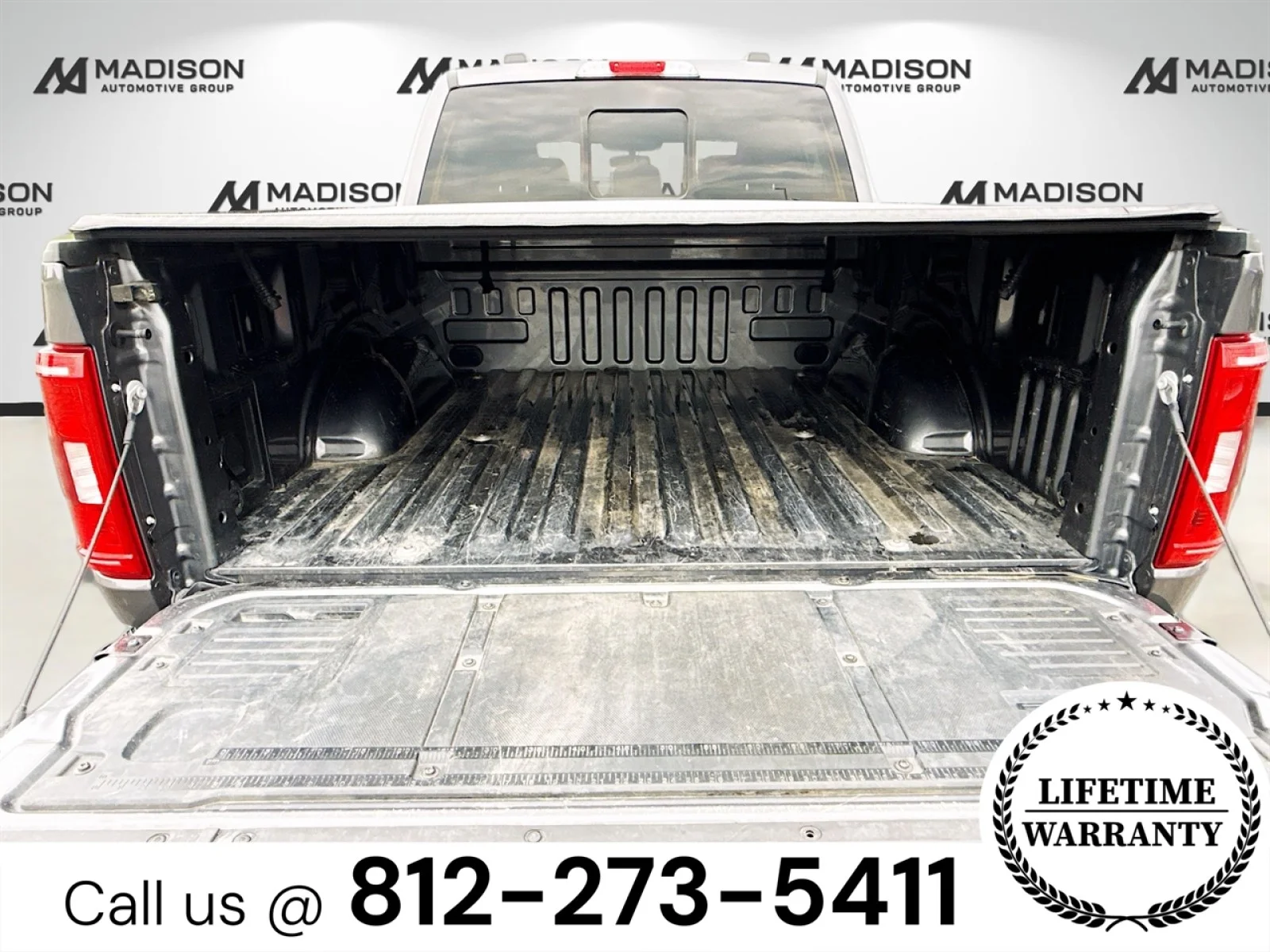 Certified Used 2023 Gray Ford XLT image 28