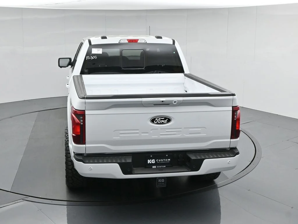 New 2026 Oxford White Ford XLT image 42