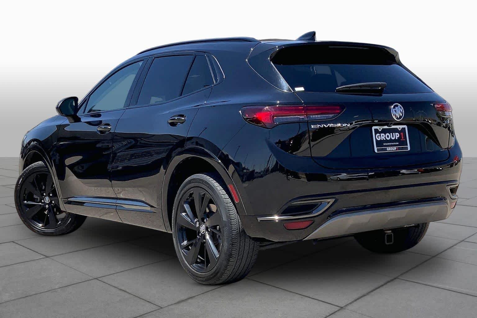Used 2022 Ebony Twilight Metallic Buick Preferred image 12