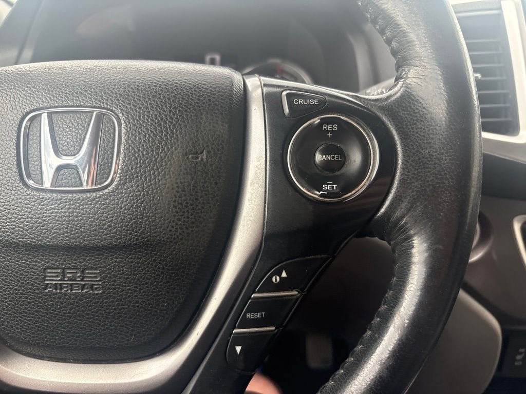Used 2016 Gray Honda EX-L image 16