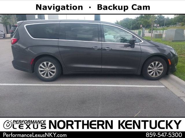 2018 Chrysler Pacifica Touring Plus