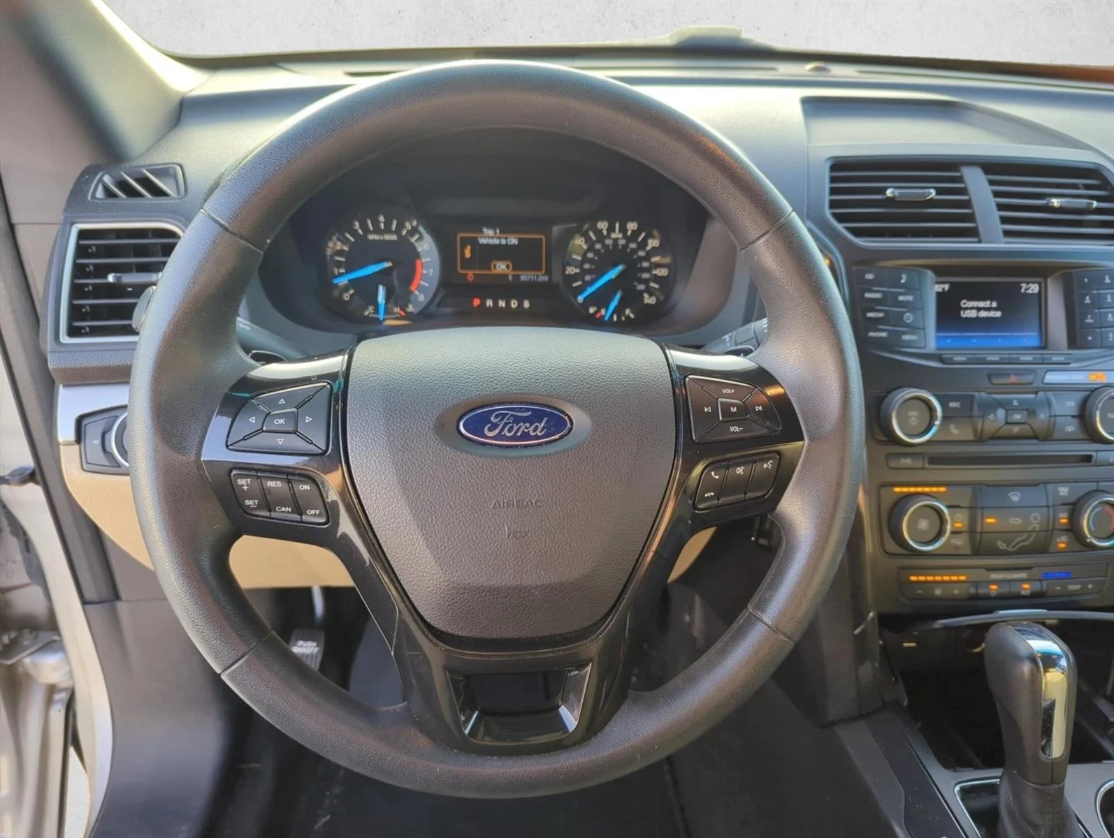 Used 2017 Ingot Silver Metallic Ford Base image 12