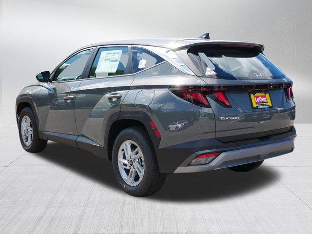 New 2026 Hampton Gray Hyundai SE image 3