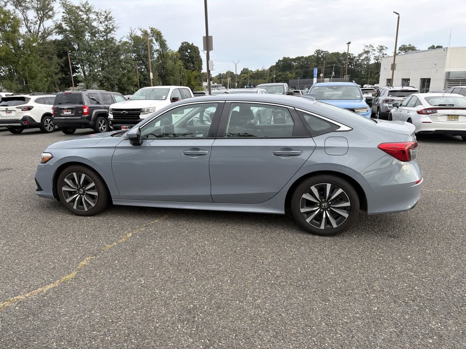 Used 2024 Sonic Gray Pearl Honda EX image 2