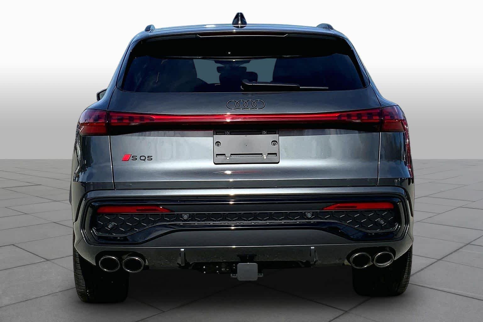 Used 2025 Daytona Gray Pearl Effect Audi Premium Plus image 5
