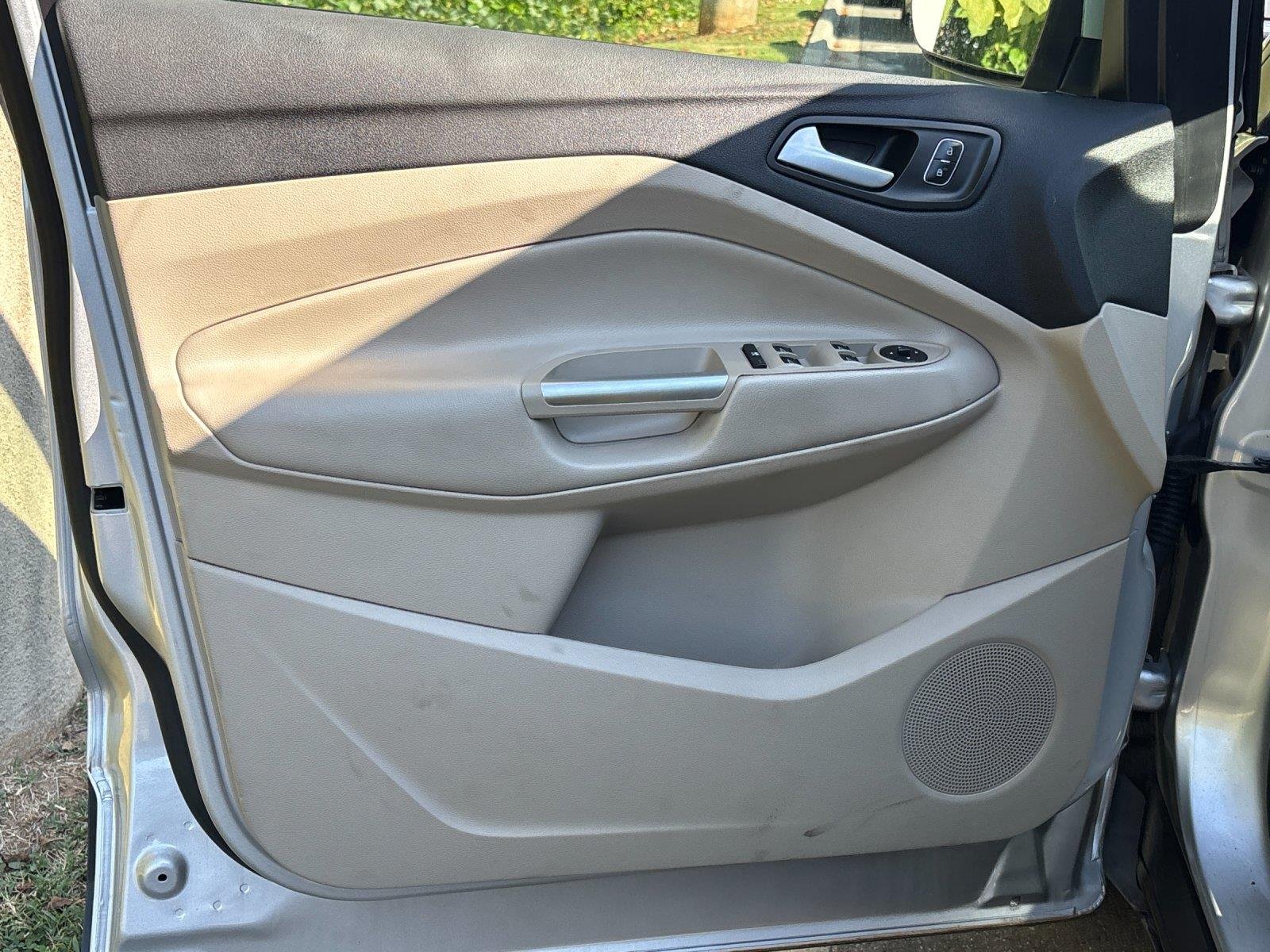 Used 2017 Ingot Silver Ford SE image 12