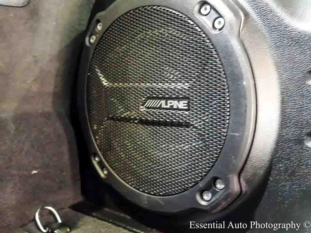 Used 2023 Green Jeep 4x4 image 29