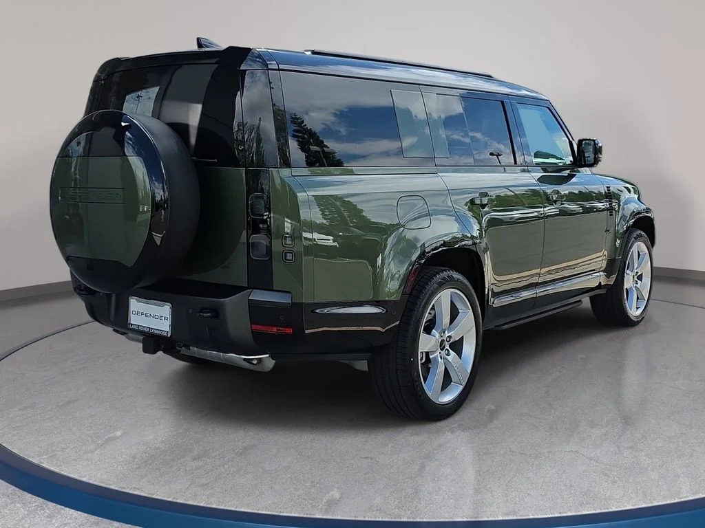 New 2026 Woolstone Green LAND ROVER X-Dynamic SE image 8