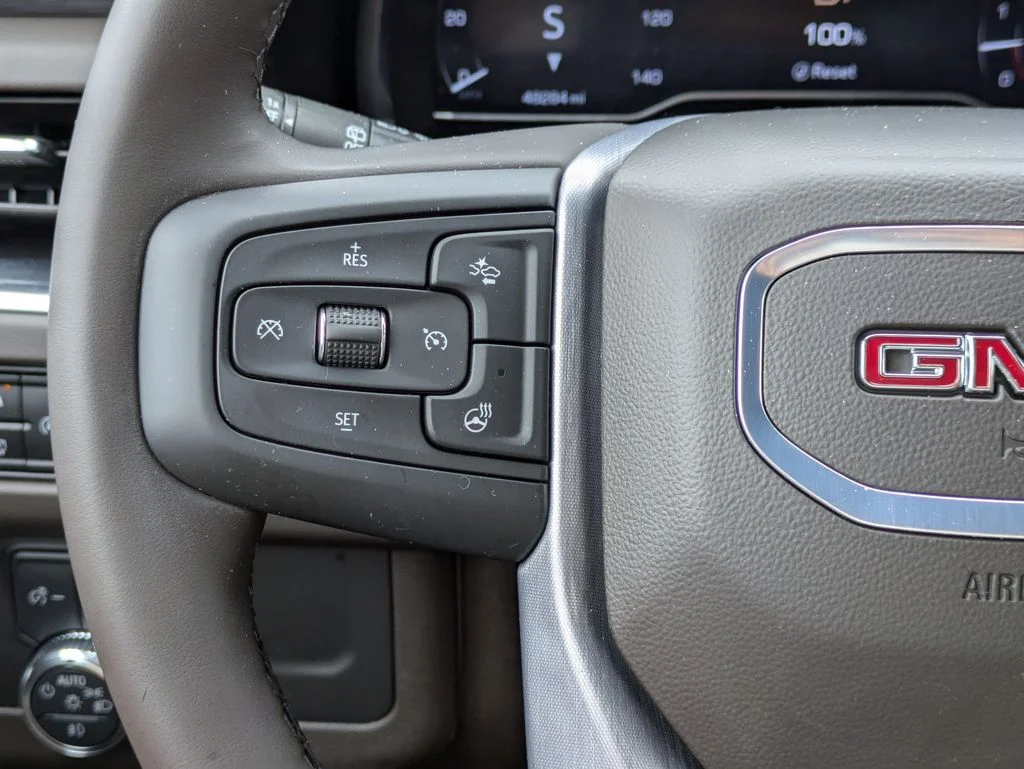 Used 2024 Summit White GMC SLT image 26