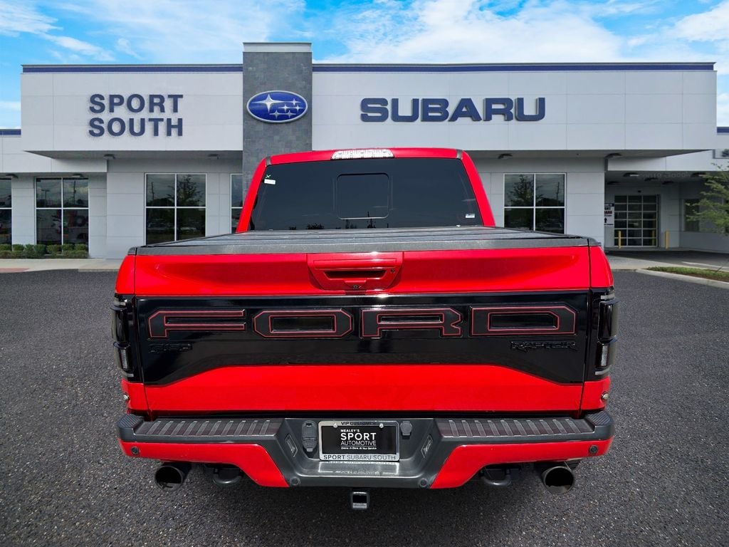 Used 2019  Ford Raptor image 4