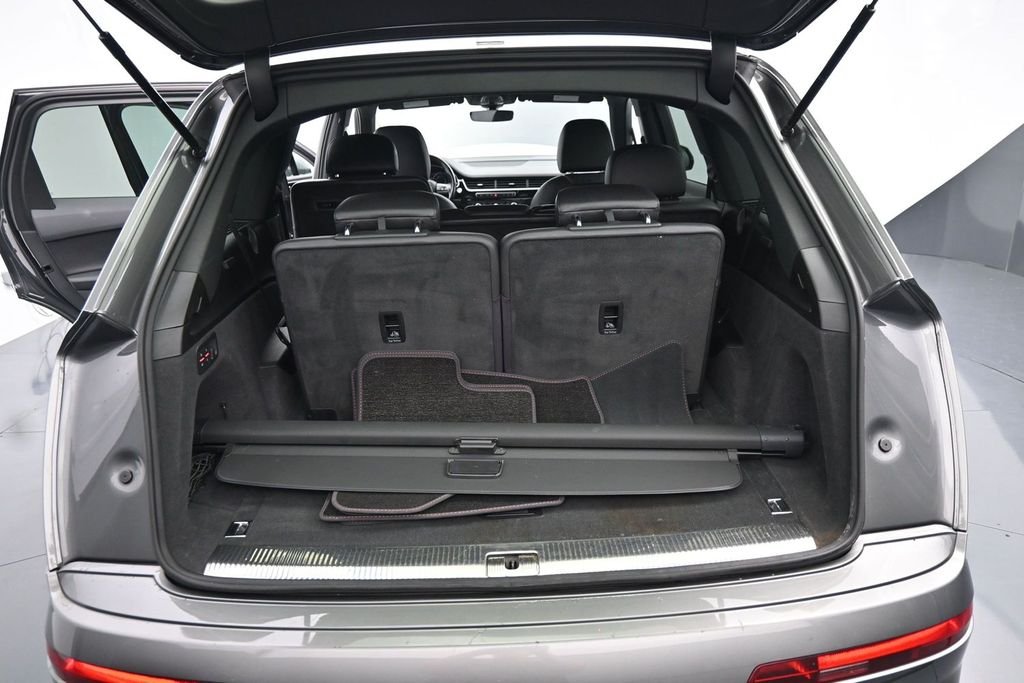 Used 2017  Audi 3.0T Premium Plus image 23