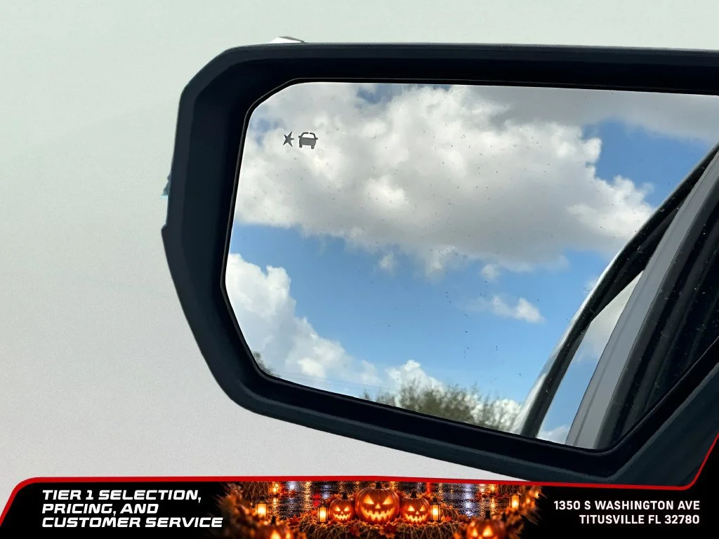 New 2026 Sterling Metallic GMC Elevation image 38