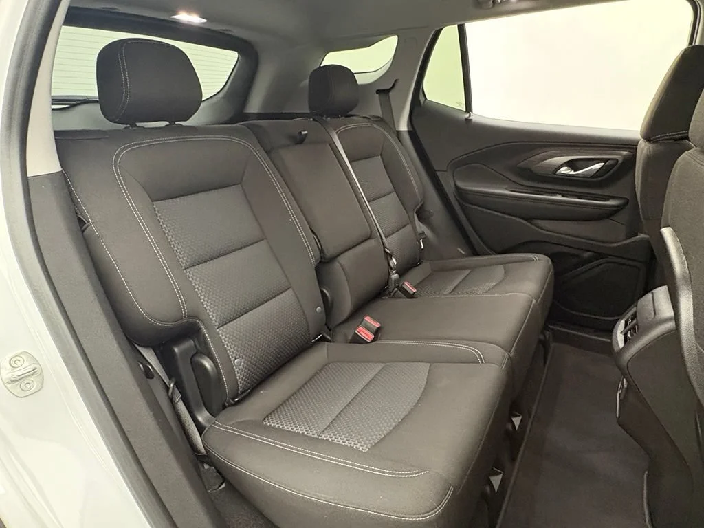 Used 2023 Summit White GMC SLE image 35