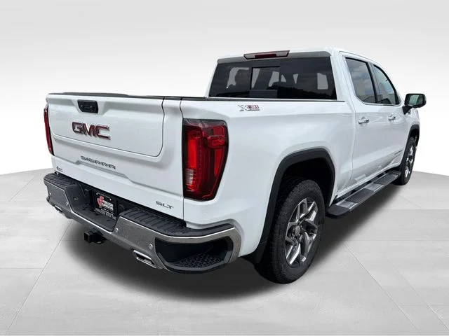 2026 GMC Sierra 1500 SLT - Photo 7