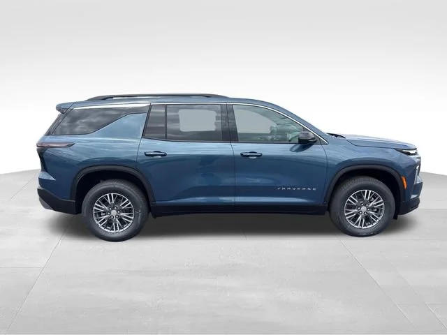 2026 Chevrolet Traverse LT - Photo 6