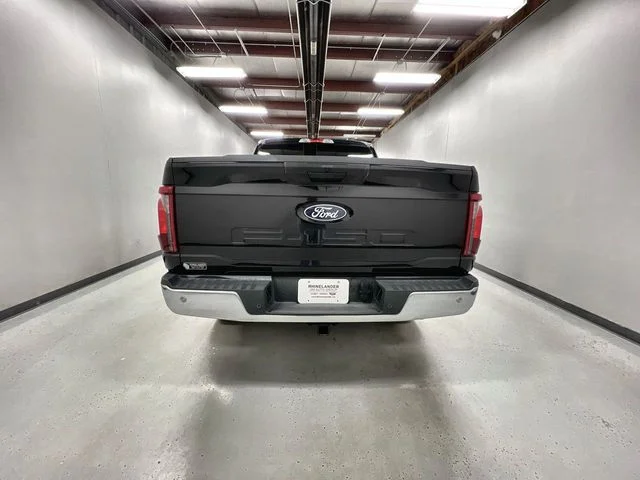 2025 Ford F-150 XLT - Photo 7