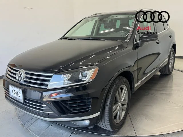 Used 2015 Black Volkswagen V6 Lux image 3
