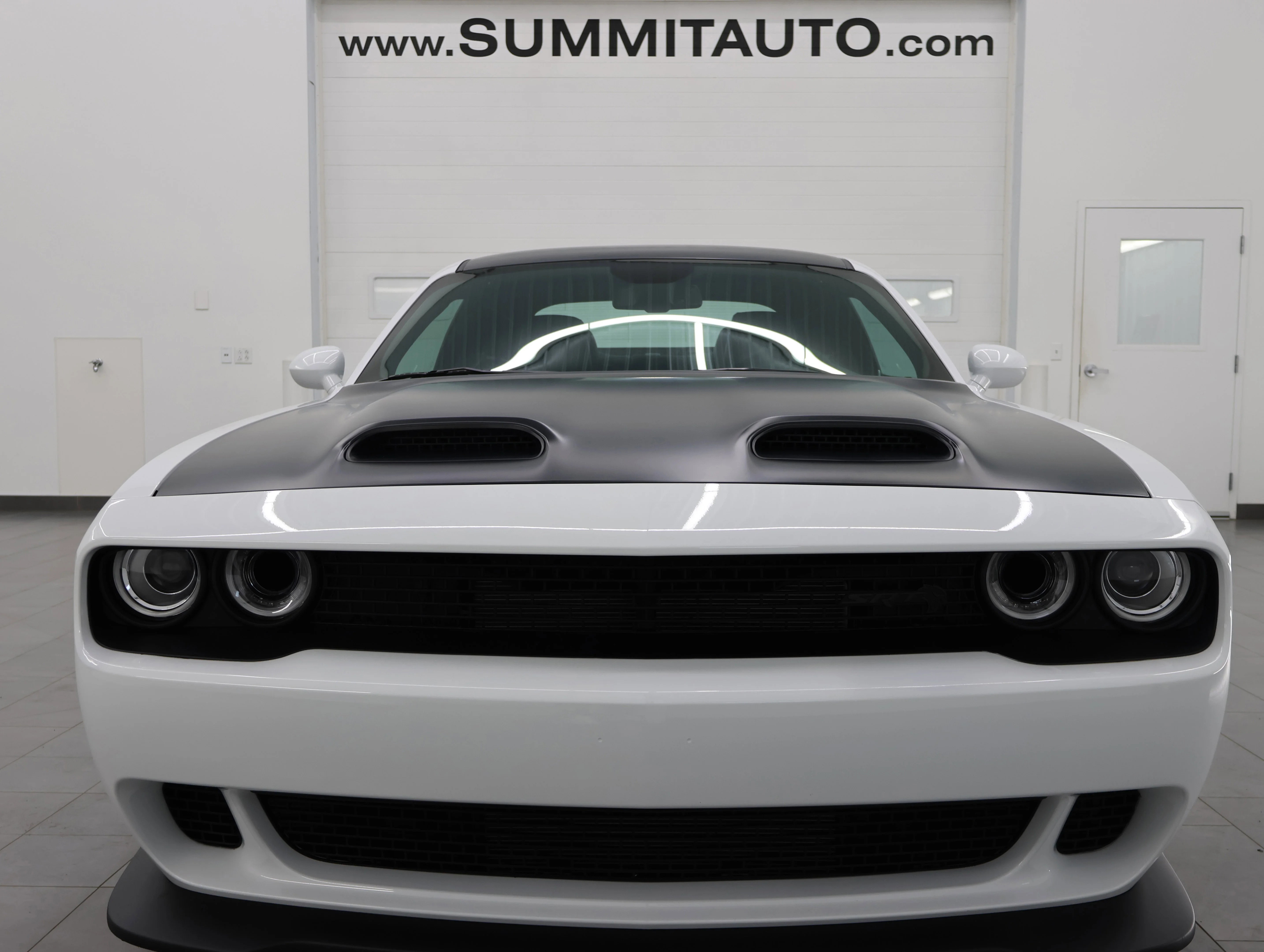Used 2023 White Knuckle Clearcoat Dodge SRT Hellcat Jailbreak image 22