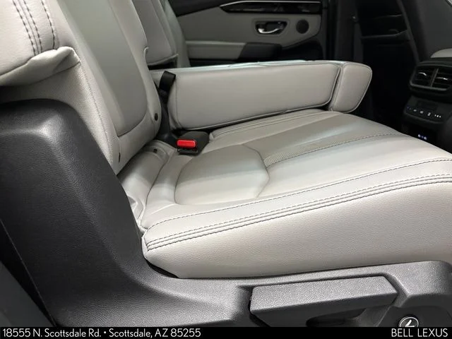 Used 2024 White Honda Touring image 24