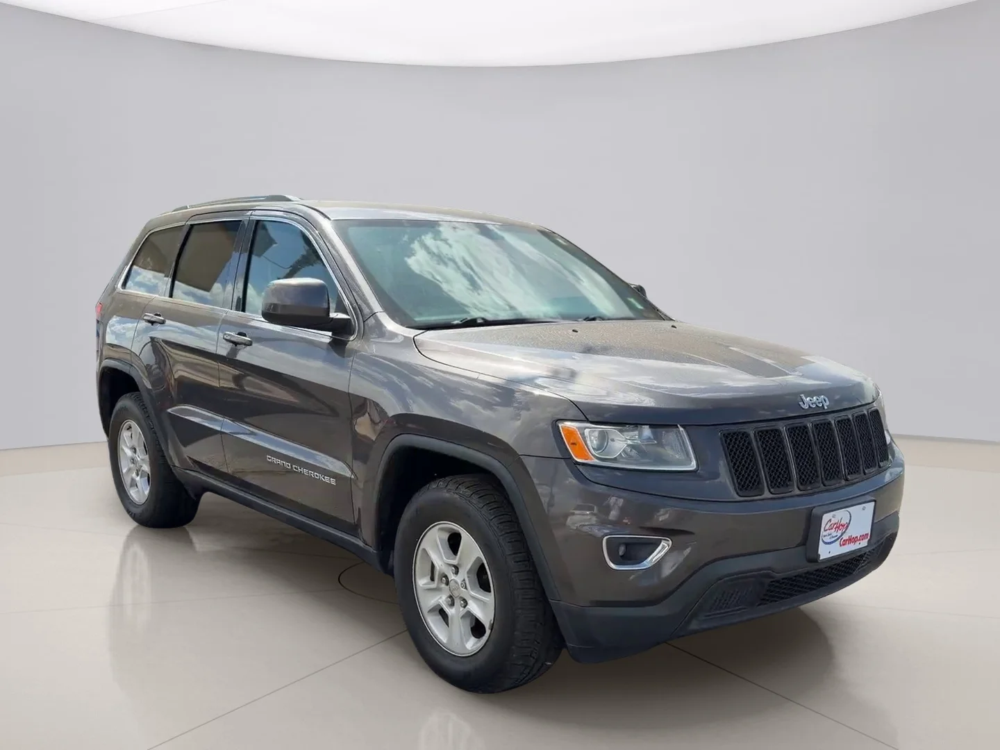 Used 2015 Gray Jeep LAREDO image 3