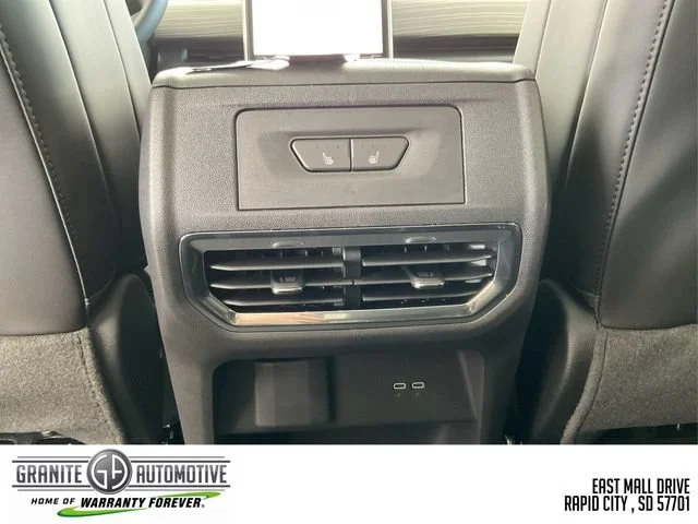 2025 GMC Sierra EV Denali - Photo 20