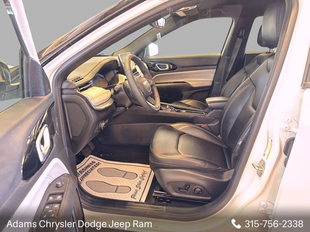 Used 2025 White Jeep Limited image 14